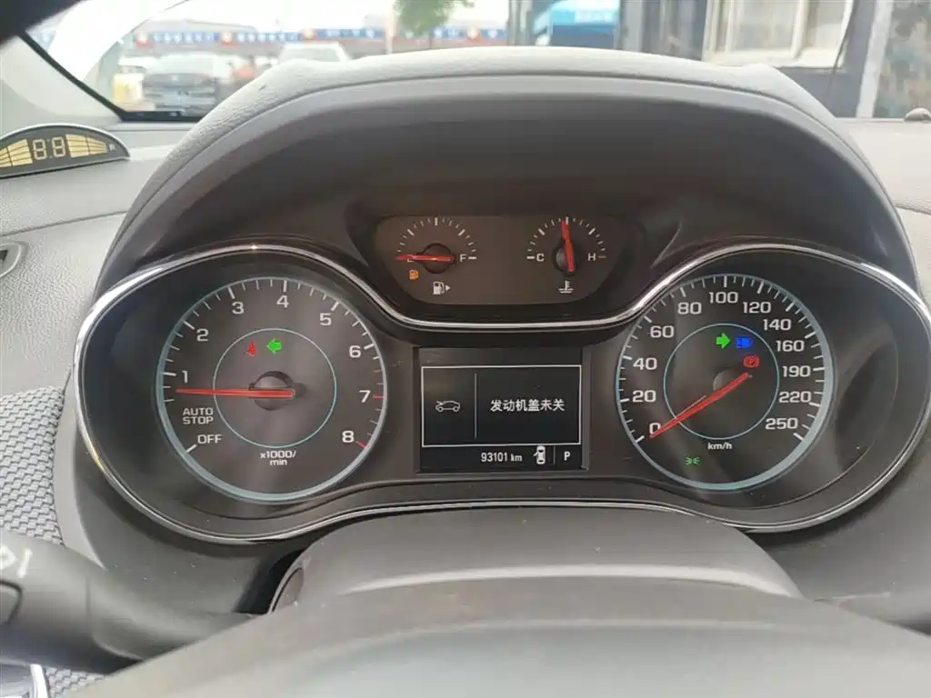 Chevrolet Cruze 2017 1.5L Automatic Pioneer Sunroof фото 12