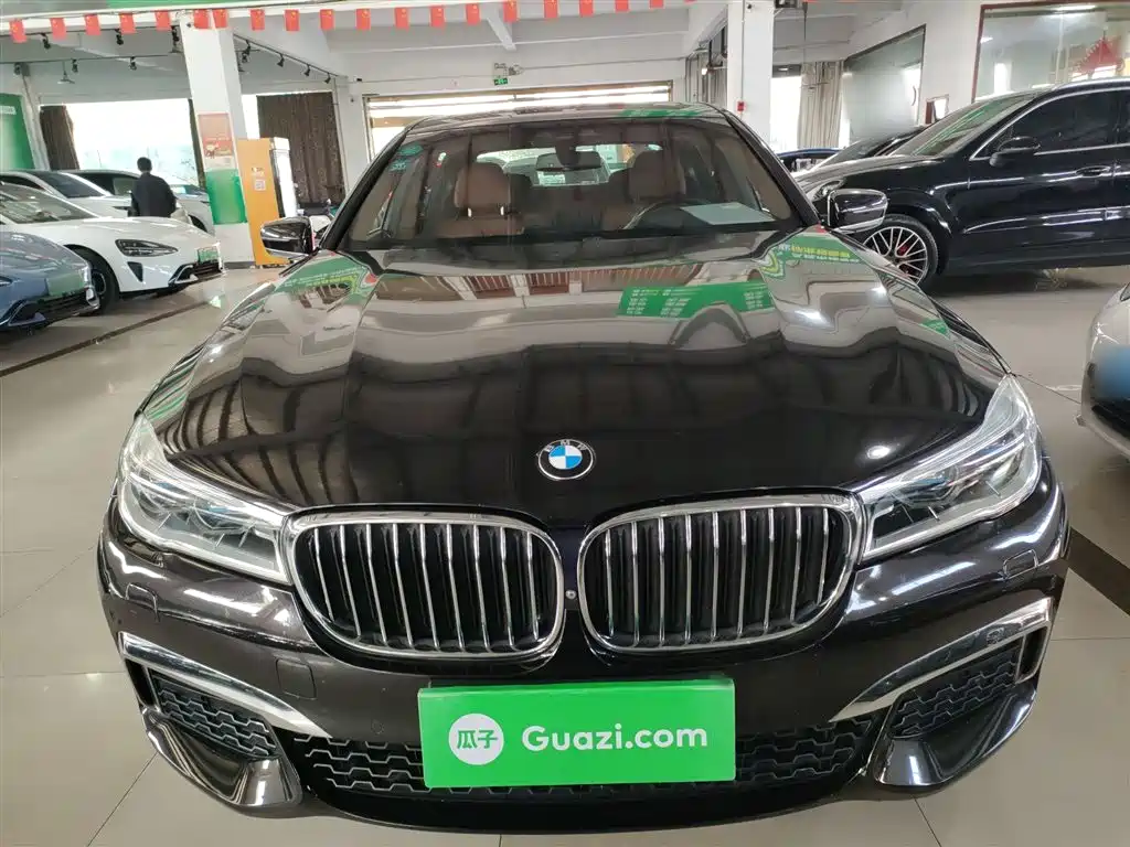 BMW 7 Series 2018 740Li xDrive Premium Type M Sport Package фото 19