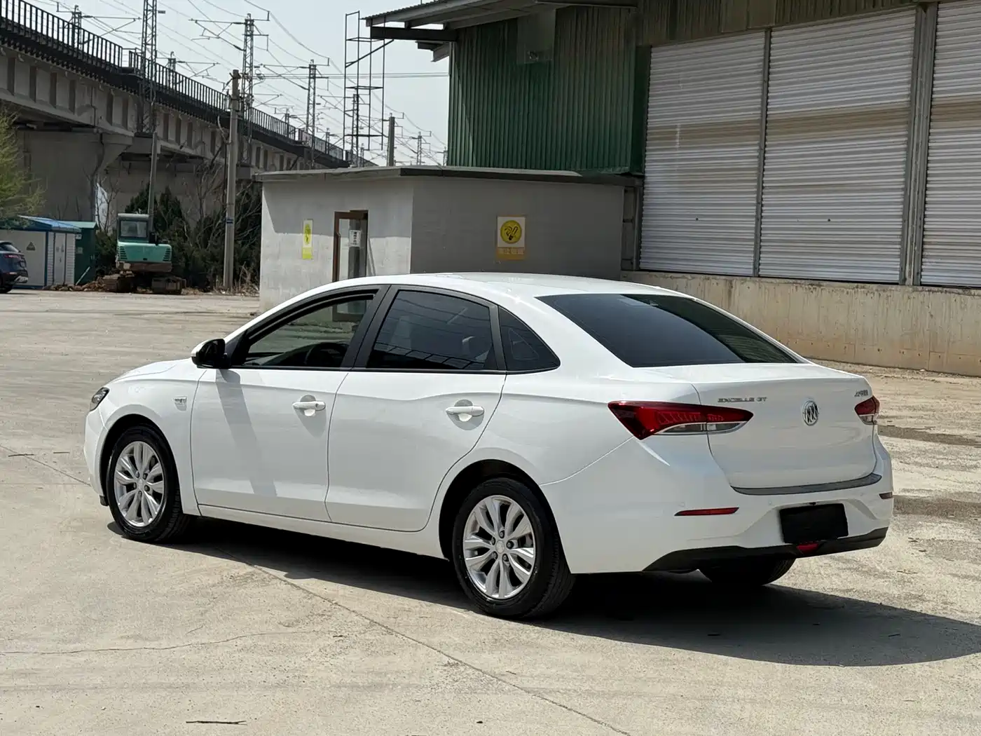 Buick Excelle 2021 Exemplar 1.5L Auto Elite фото 5