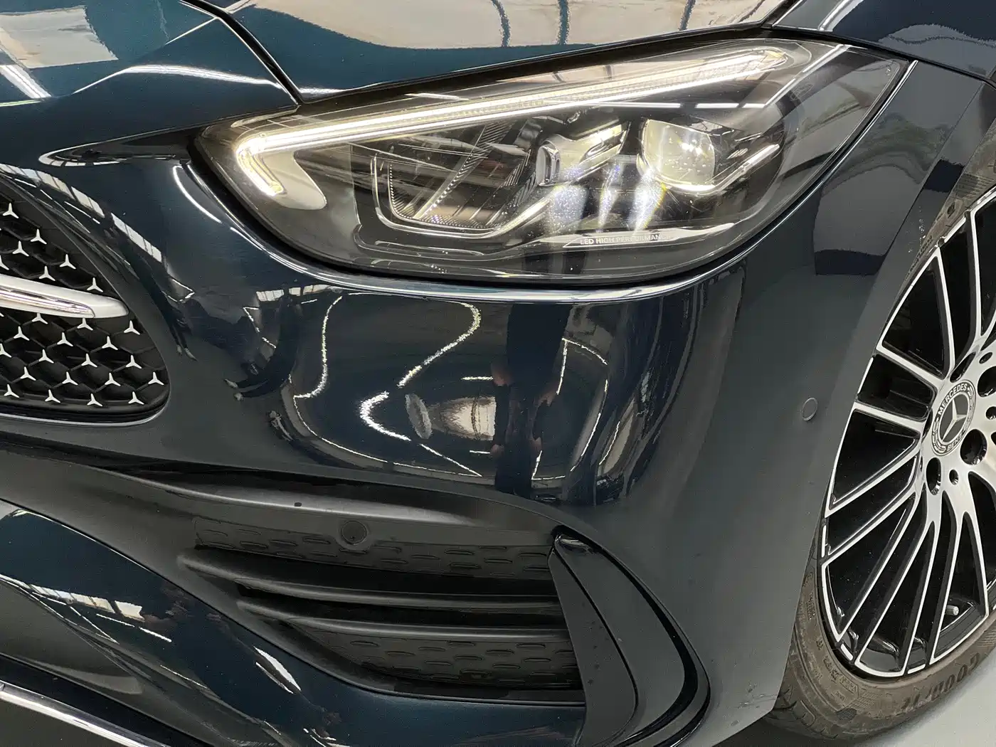 Mercedes-Benz C-Class, миниатюра 3