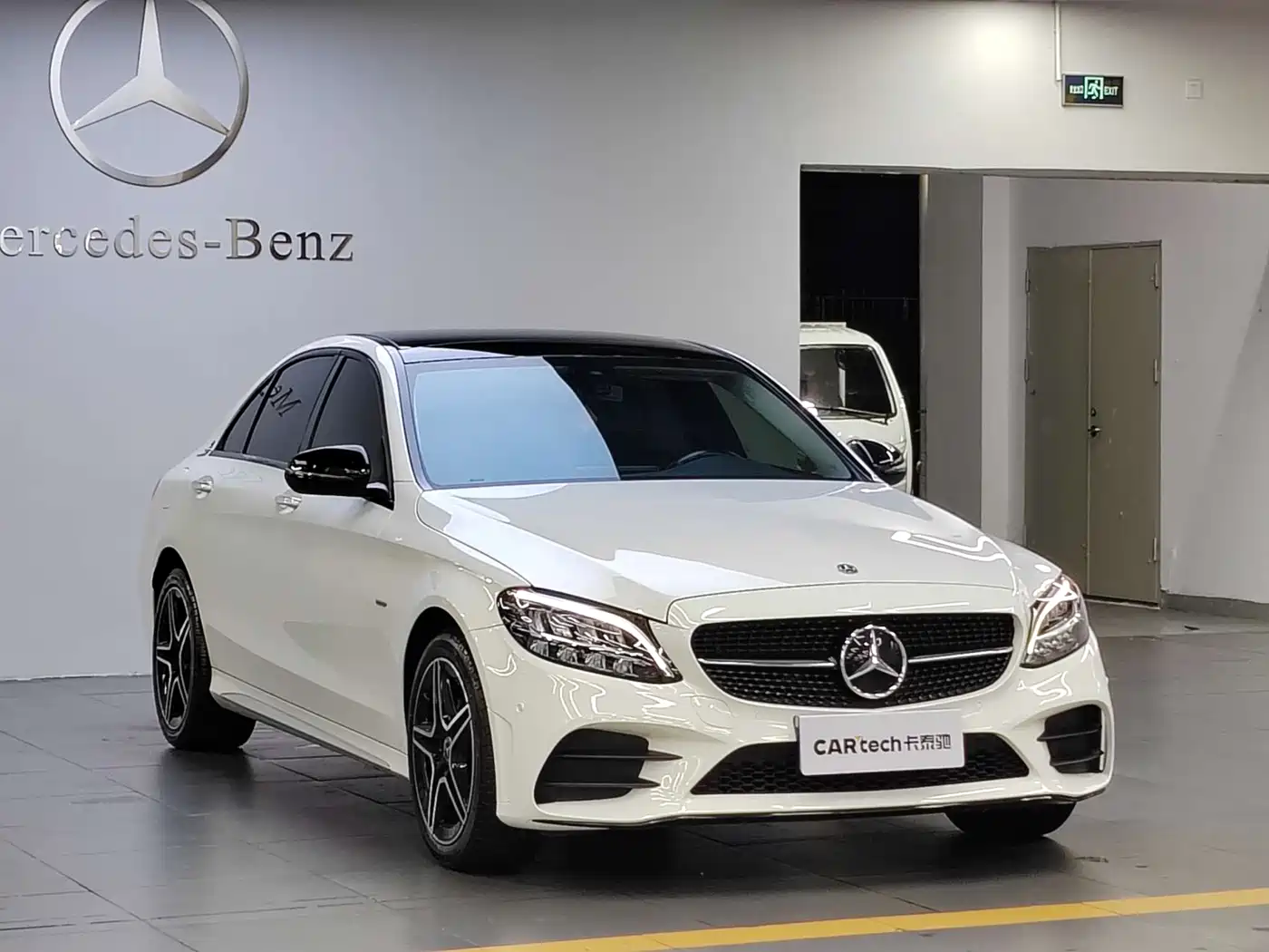 Mercedes-Benz C-Class 2021 C 260 L Sport Starry Exclusive Edition фото 2