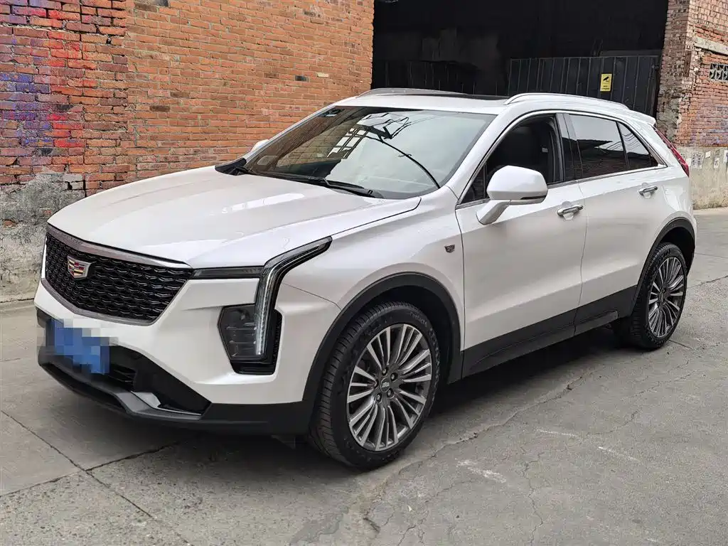 Cadillac XT4 2024 28T 2WD Premium