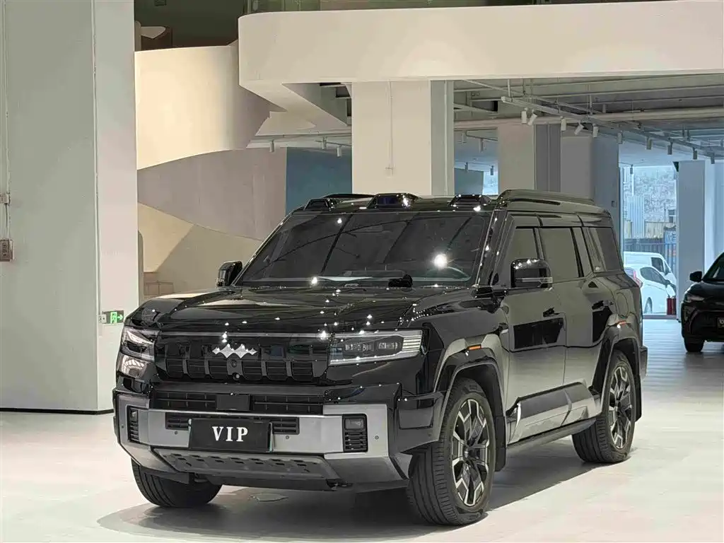Fang Cheng Bao Leopard 8 2025 2025 Zhiyong Flagship 6-Seater