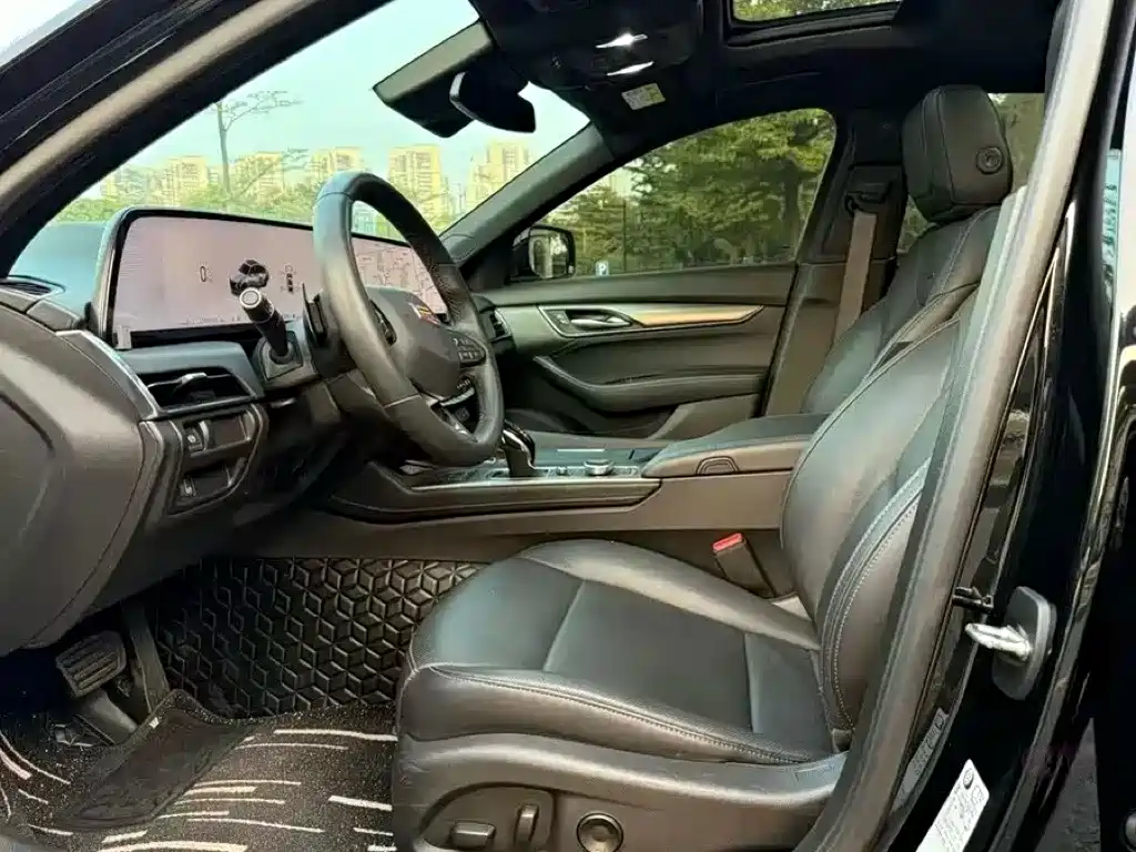 Cadillac CT5 2024 28T Luxury Model Pro фото 7
