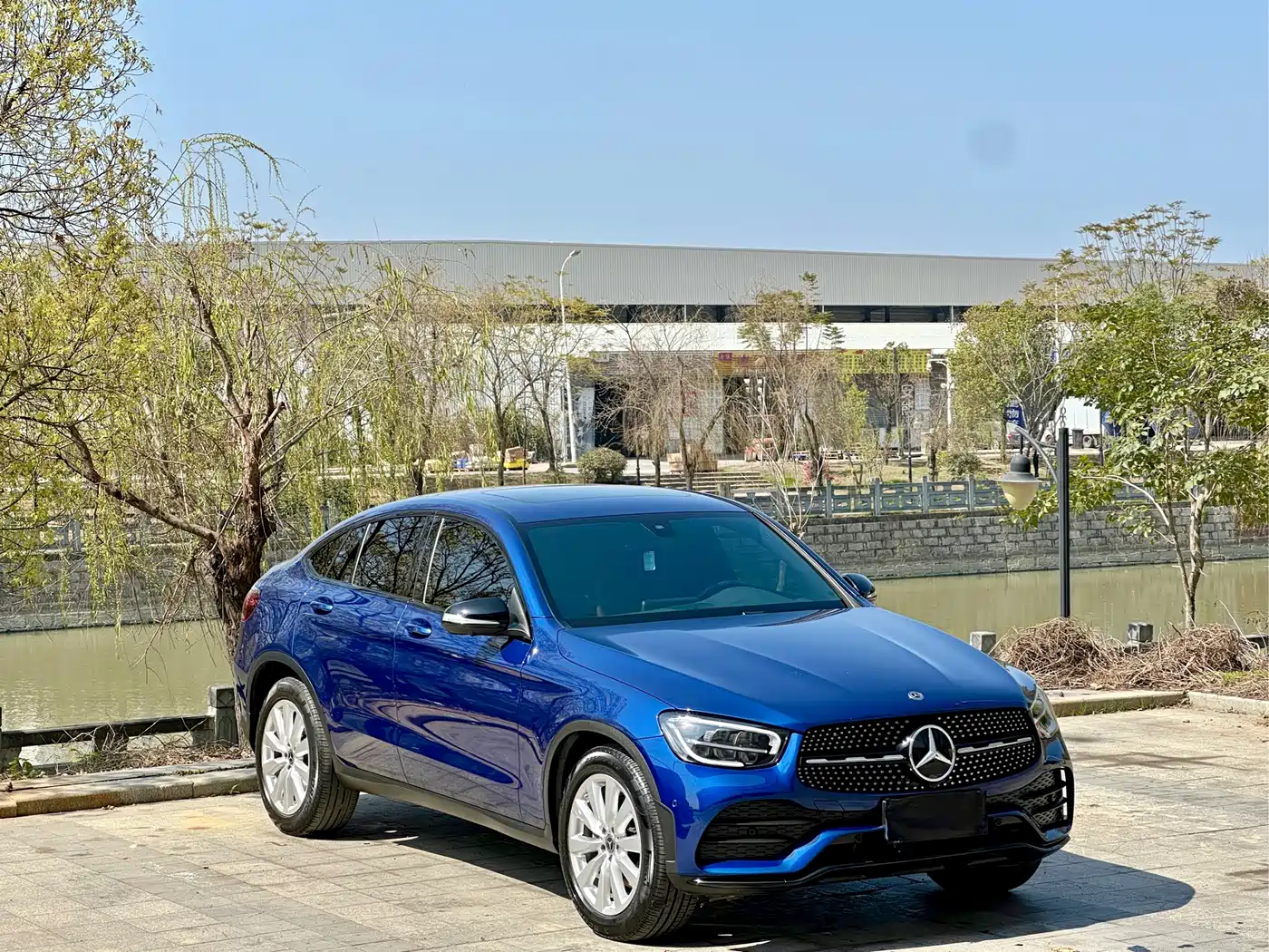 Mercedes-Benz GLC Coupe 2020 GLC 260 4MATIC Coupe SUV фото 3