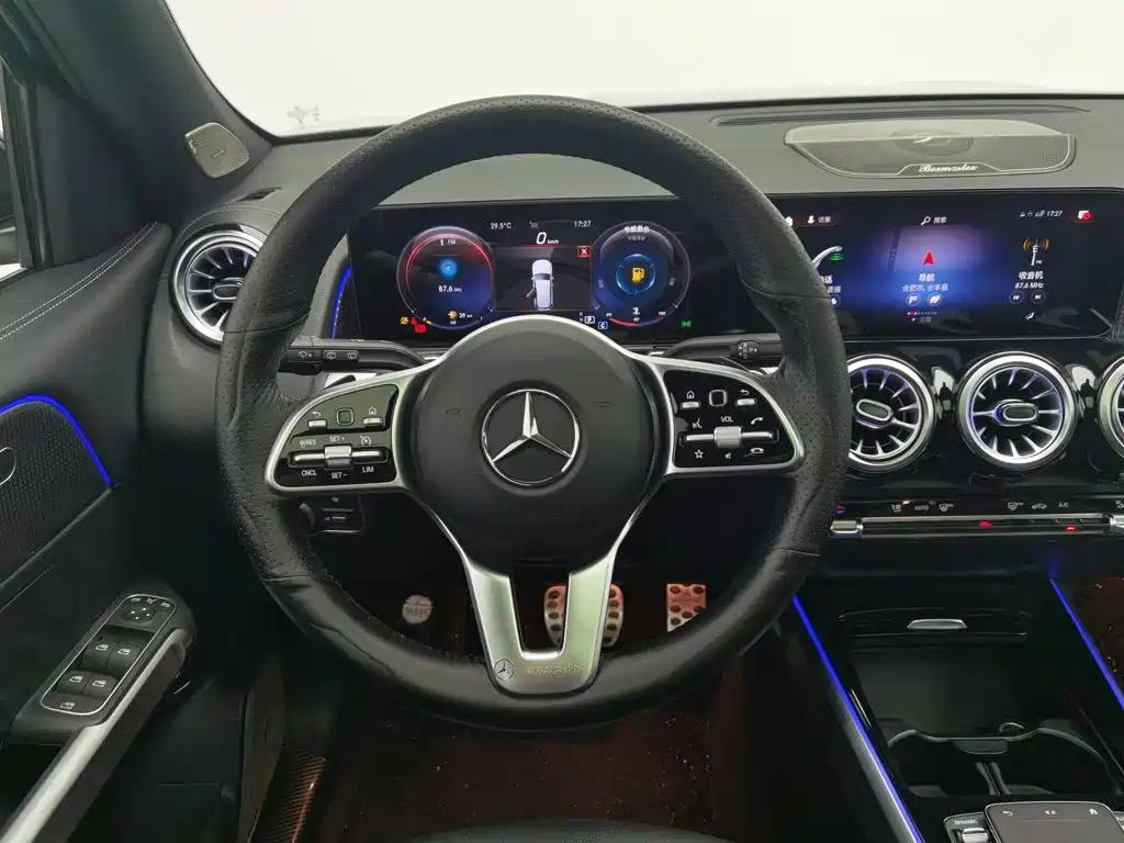 Mercedes-Benz GLB, миниатюра 11