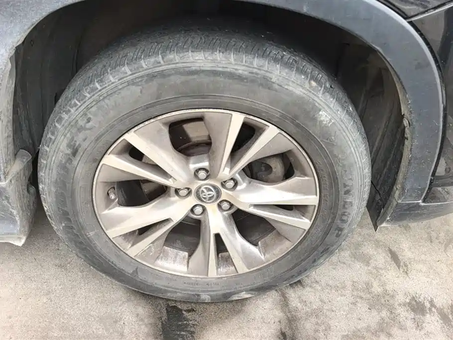Toyota Highlander 2018 2.0T 4WD Elite 7-seater (China V) фото 6