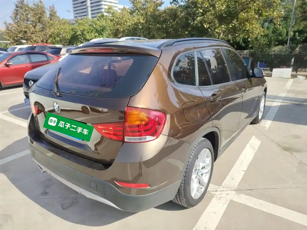 BMW X1 2015 Model sDrive18i Fashion Advanced Edition фото 6