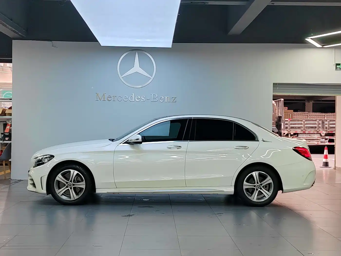 Mercedes-Benz C-Class 2020 C 260 L Sport фото 2