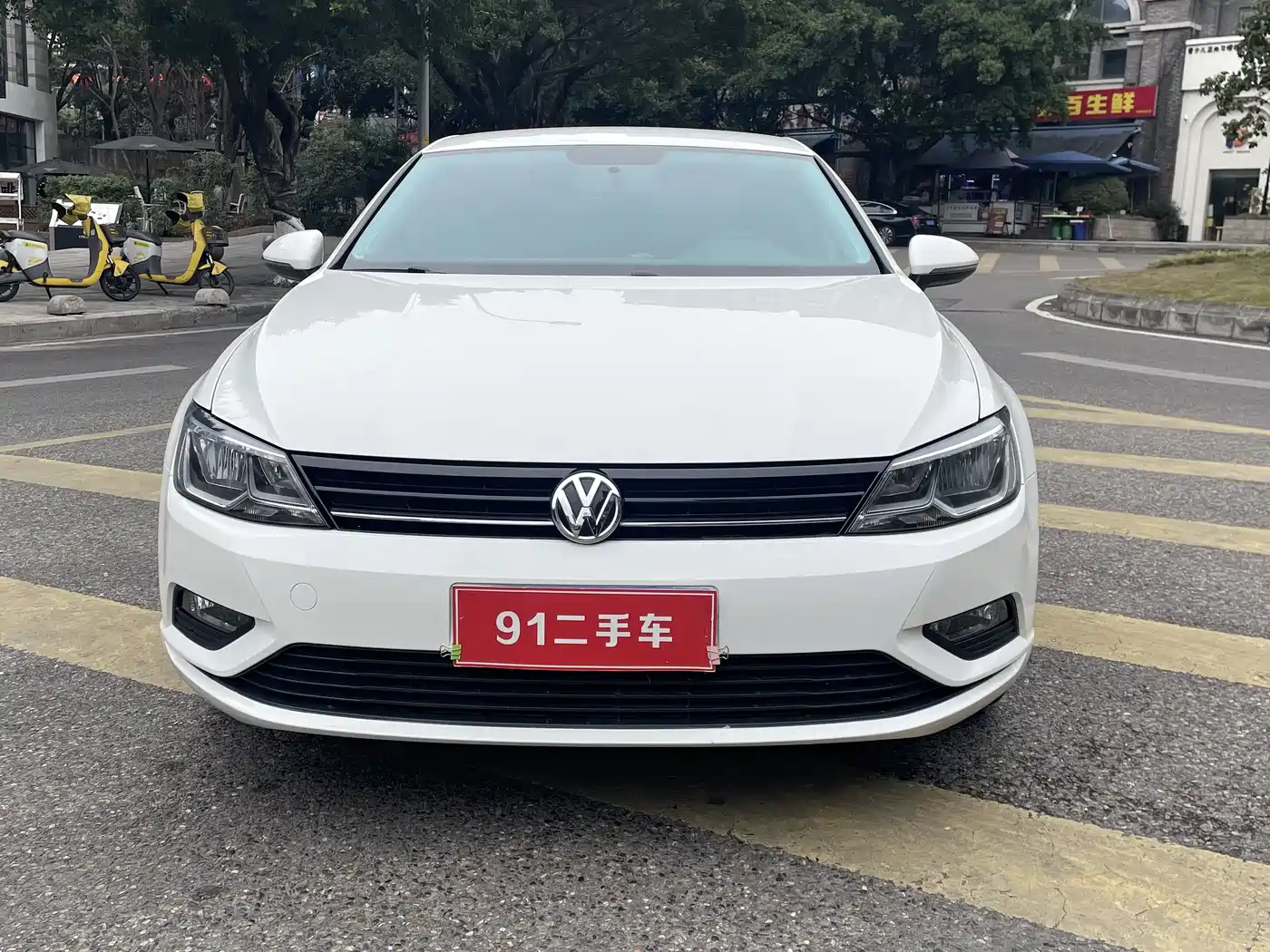 Volkswagen Lamando 2017 230TSI DSG Trend Edition фото 5