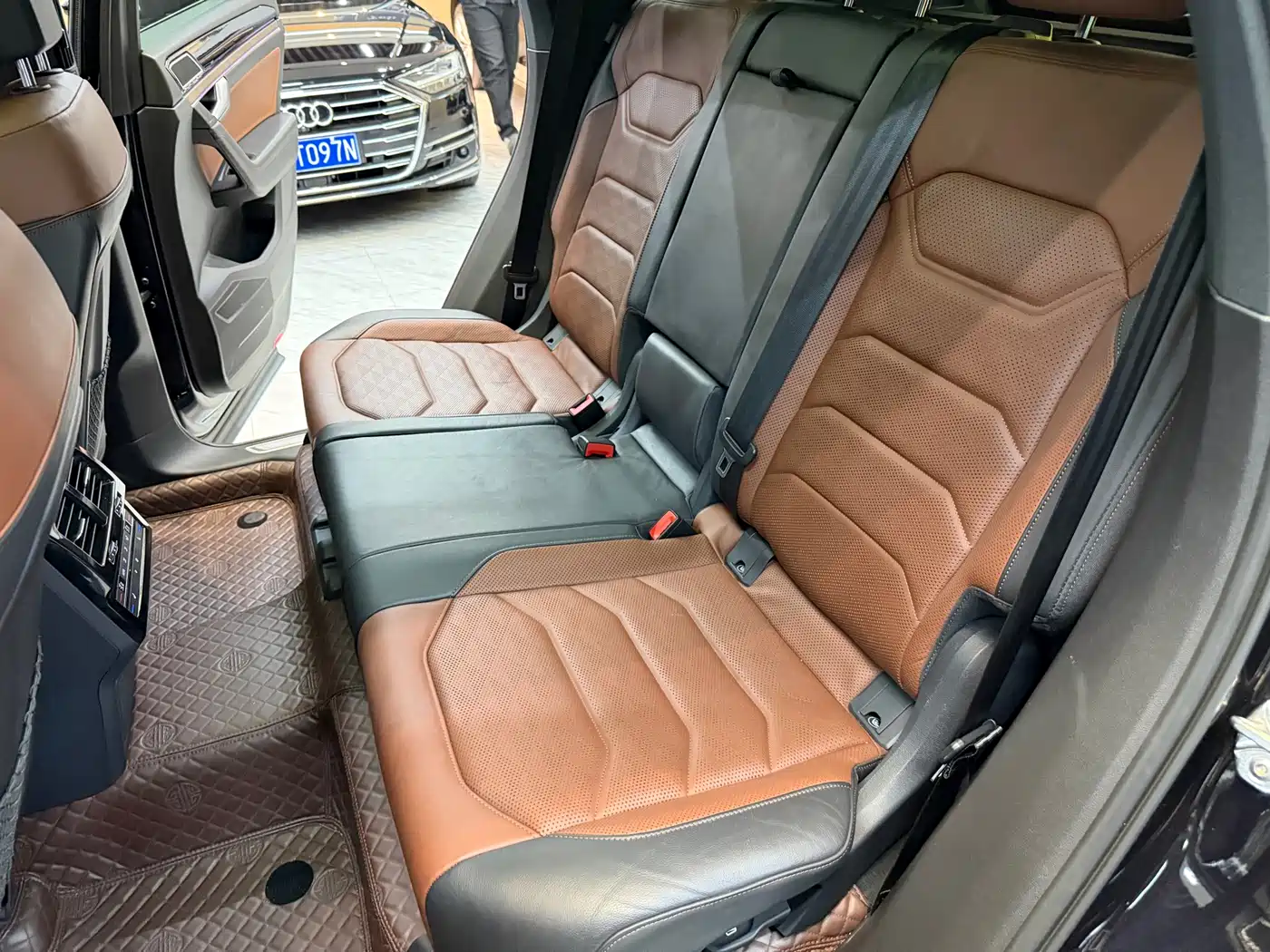 Volkswagen Touareg 2019 3.0TSI Sharp Wisdom Edition China V фото 14