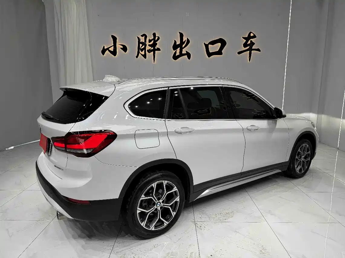 BMW X1 2022 sDrive20Li Premium фото 6