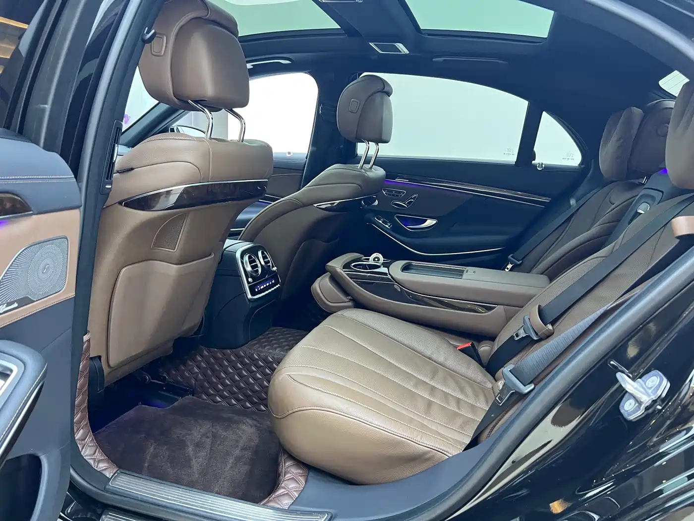 Mercedes-Benz S-Class 2020 S 350 L Premium Edition Collector's Version фото 8