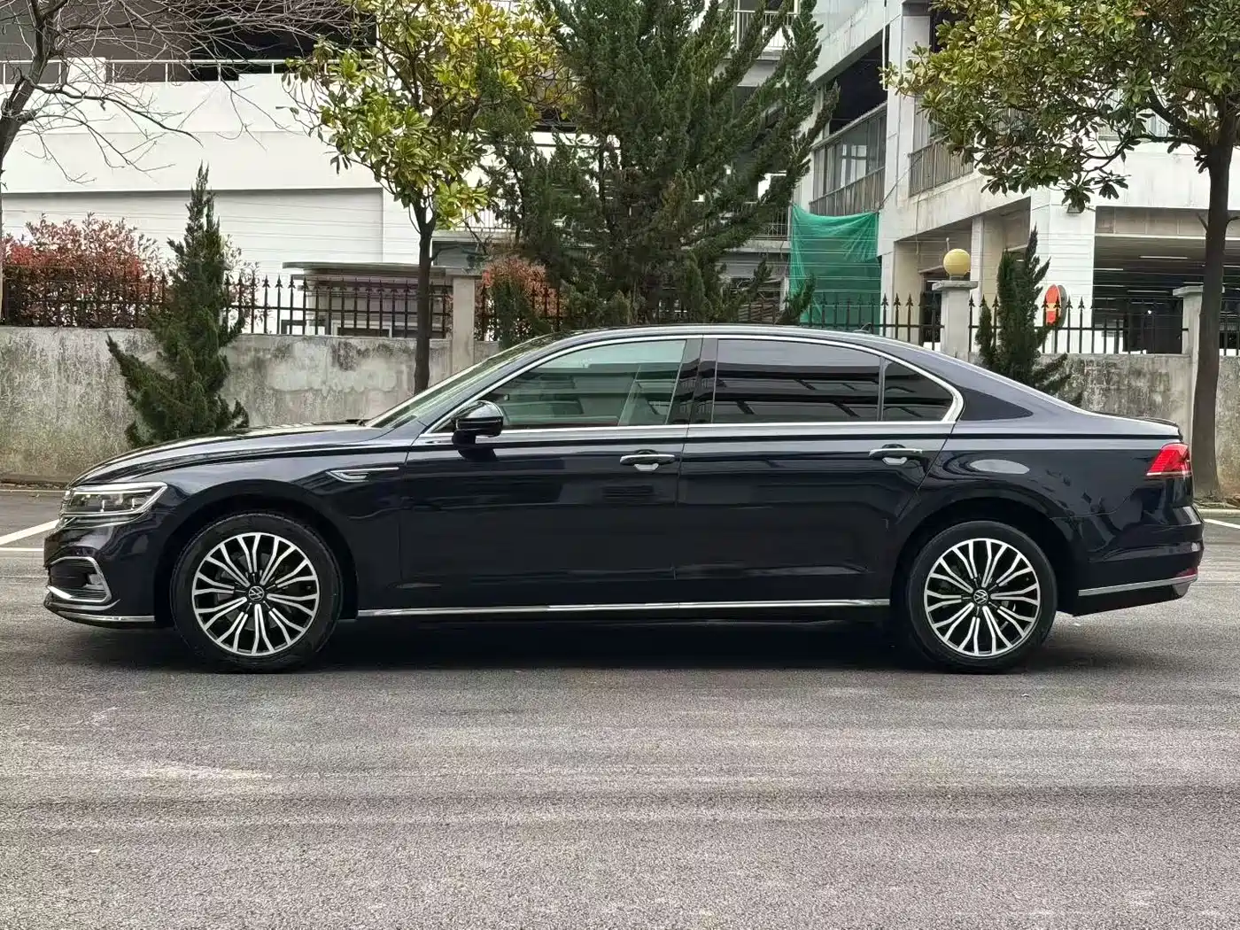 Volkswagen Phideon 2021 380TSI Luxury Edition фото 8