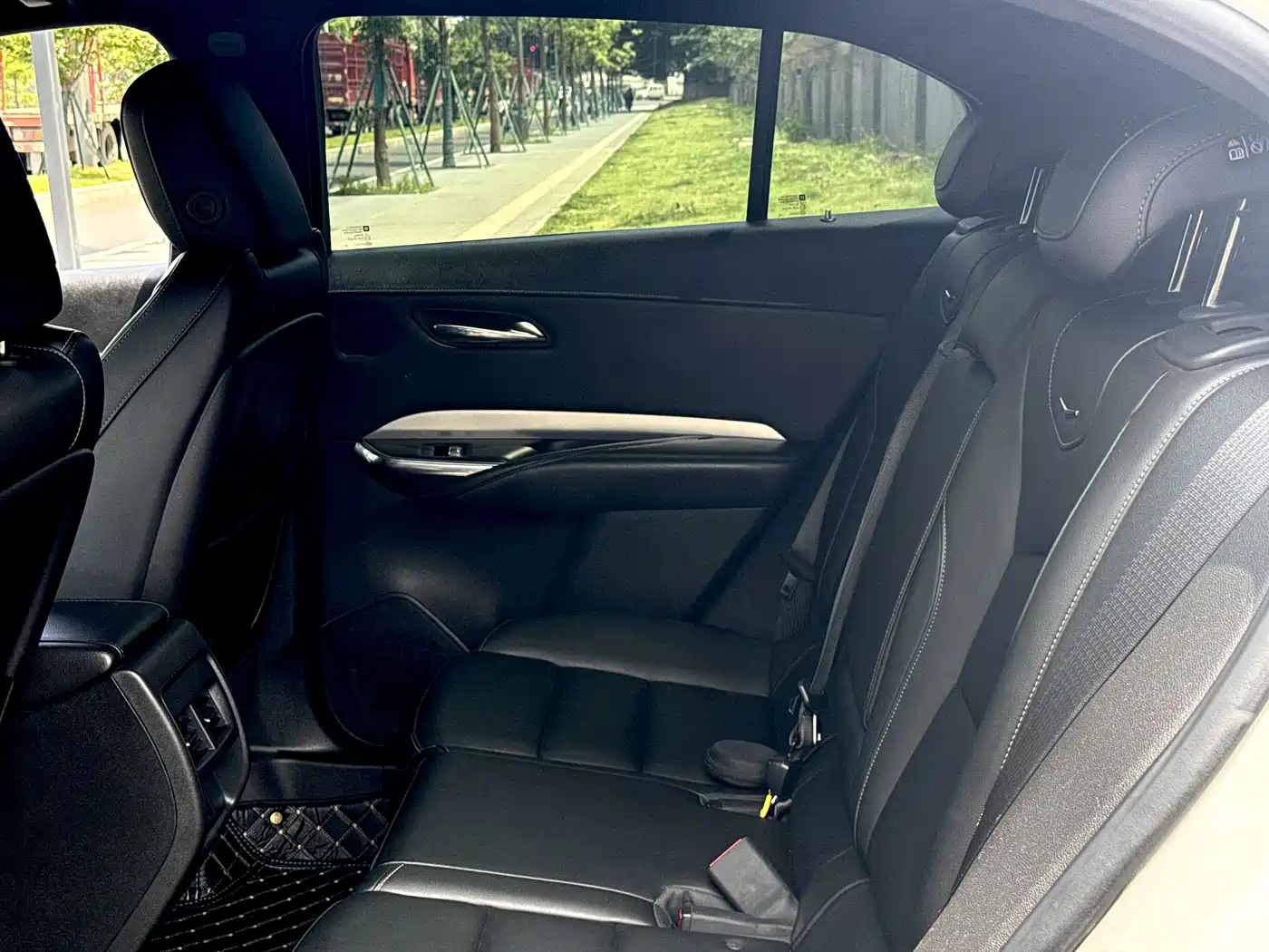 Cadillac XT4 2018 28T FWD Leading Edition фото 14