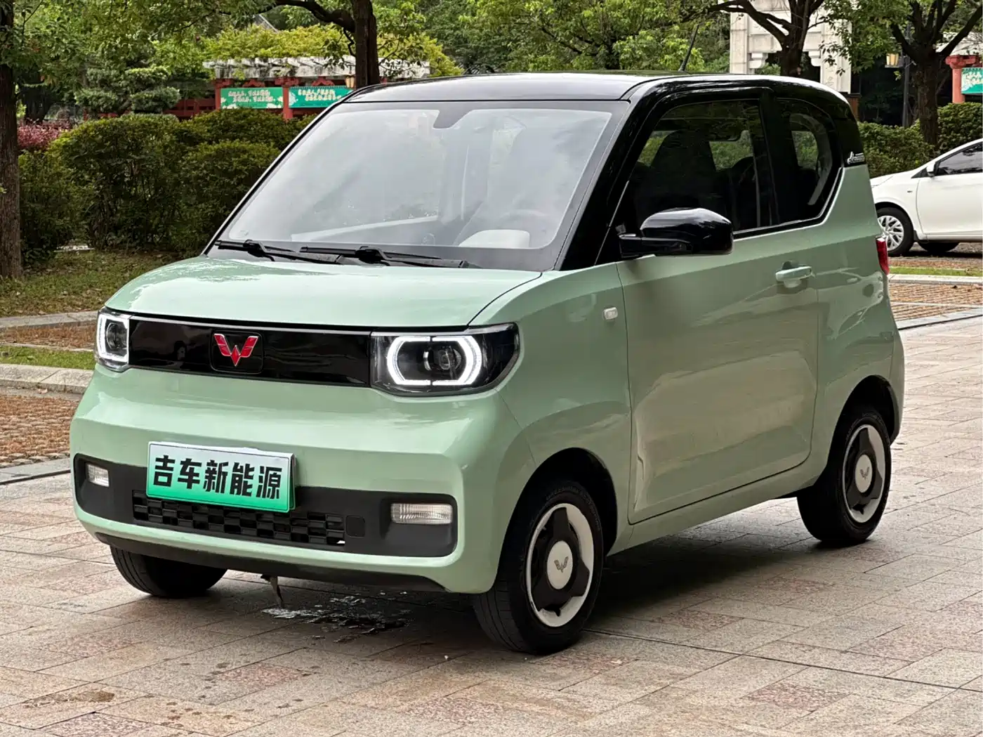 Wuling Motors Hongguang MINIEV 2021 Macaron Fashion Edition (NMC Lithium)