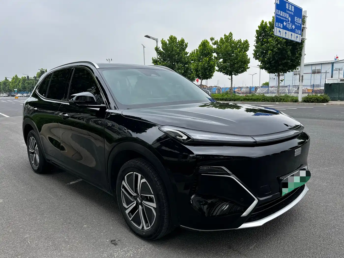Geely Galaxy Galaxy Starship 7 EM-i 2025 Model 120km Explorer+ Edition фото 3