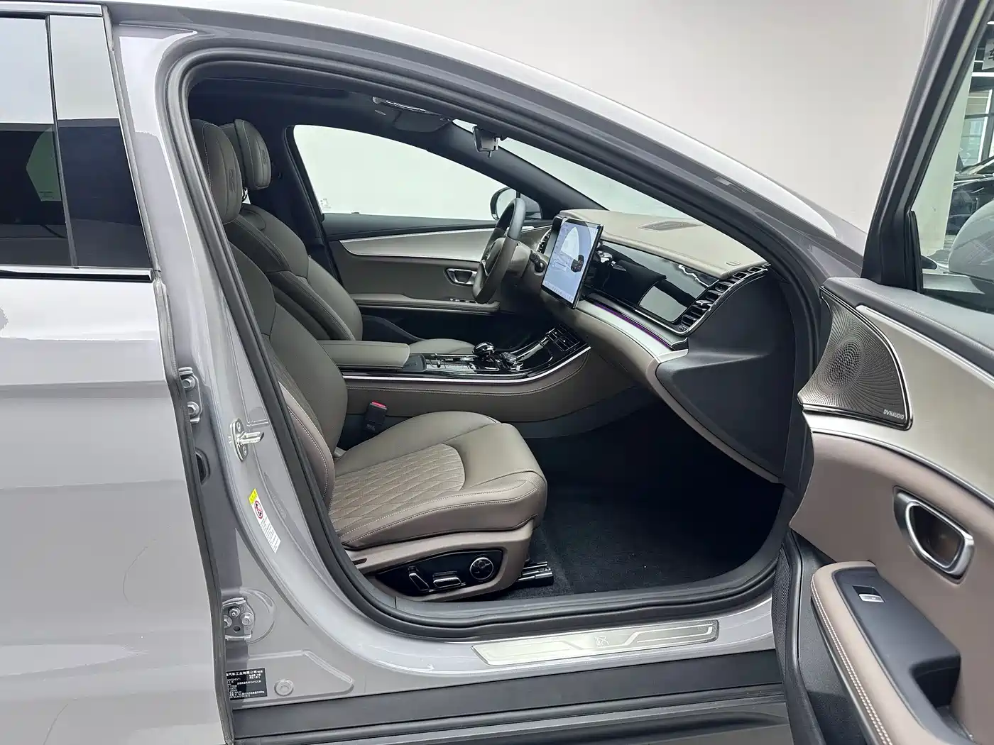 BYD Han 2025 2025 DM-i 125KM LiDAR Smart Driving