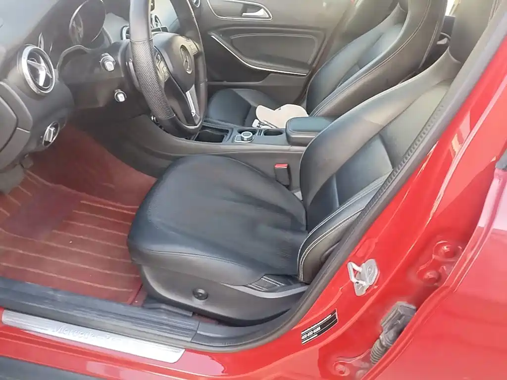 Mercedes-Benz GLA 2015 2015 GLA 220 4MATIC Fashion Edition