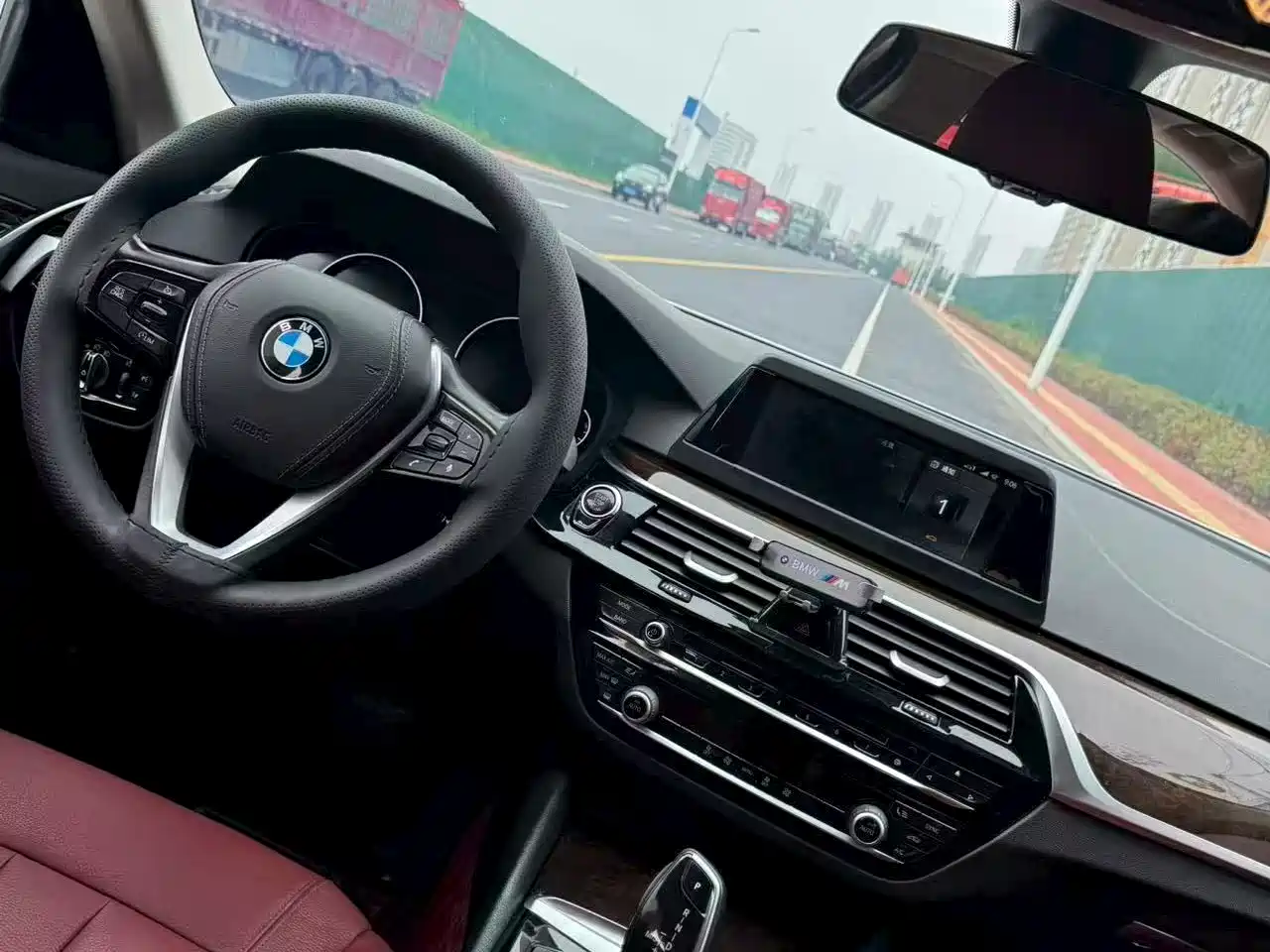 BMW 5 Series 2018 528Li Launch Special Edition фото 6