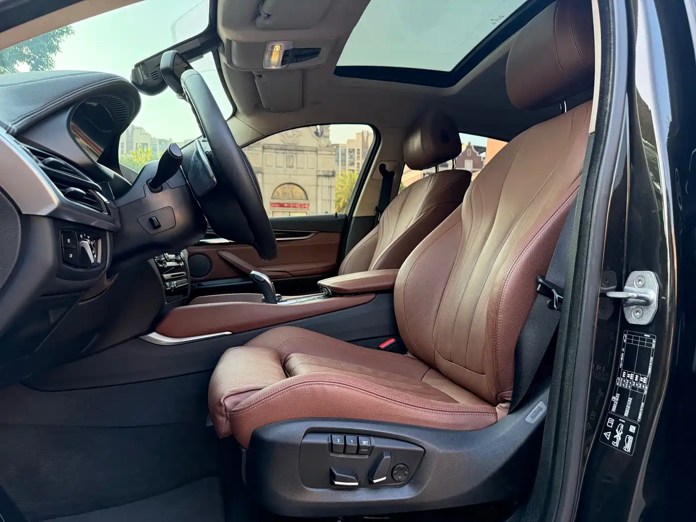 BMW X6 2015 xDrive35i Luxury Model фото 5