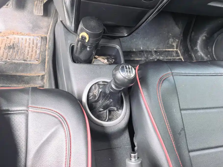 Suzuki SX4 2015 2013 1.6L Manual Cool Edition