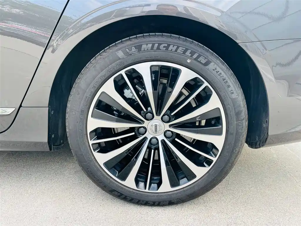 Volvo S90 2024 2024 B5 Momentum Luxury Edition