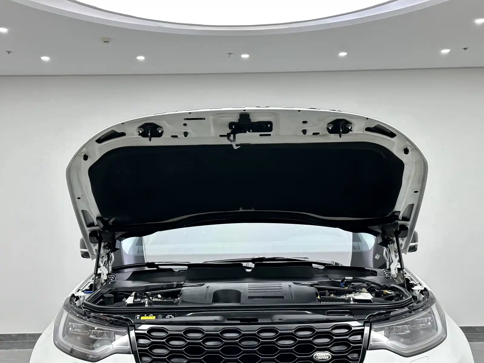 Фото 22 - Land Rover Discovery