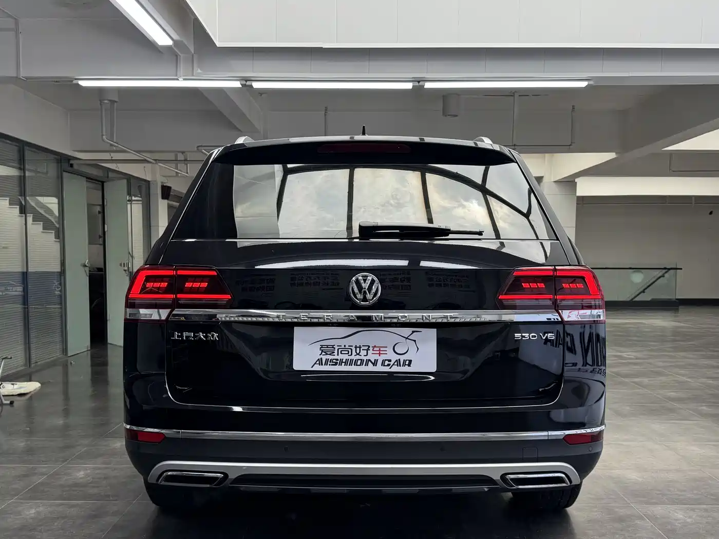 Volkswagen Teramont 2017 530 V6 4WD Luxury Edition фото 6