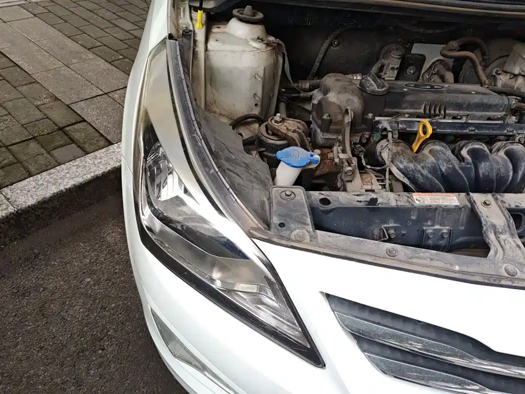 Hyundai Verna 2014 1.4L Automatic Smart GLS фото 21