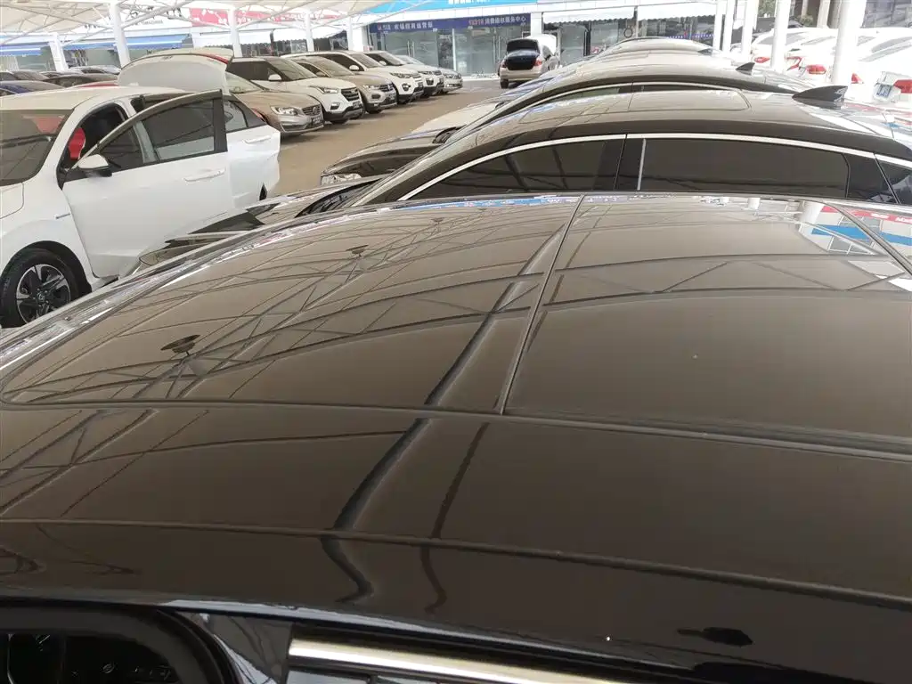 Volkswagen Passat 2022 330TSI Starlight Elite Edition фото 27