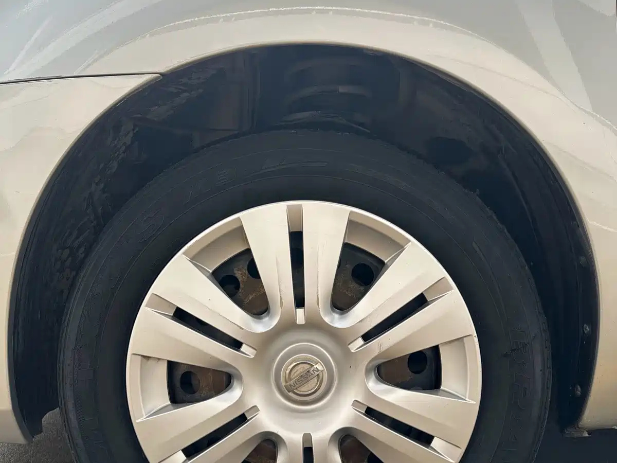 Nissan Livina 2015 2013 1.6XE CVT Comfort