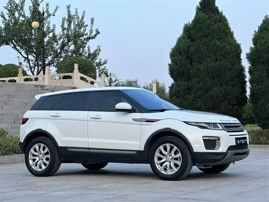 Land Rover Range Rover Evoque 2016 2.0T PURE Style фото 4