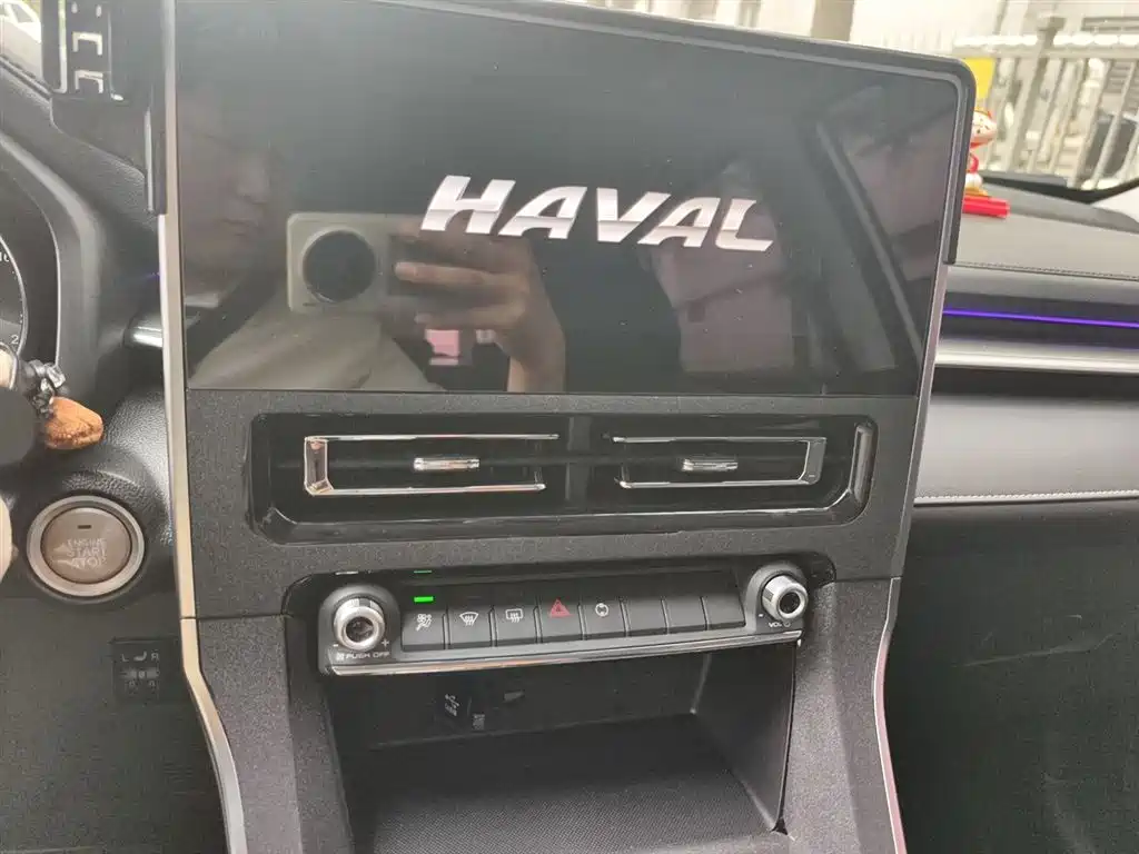 Haval M6 2021 PLUS 1.5T DCT Luxury Smart Connect фото 10