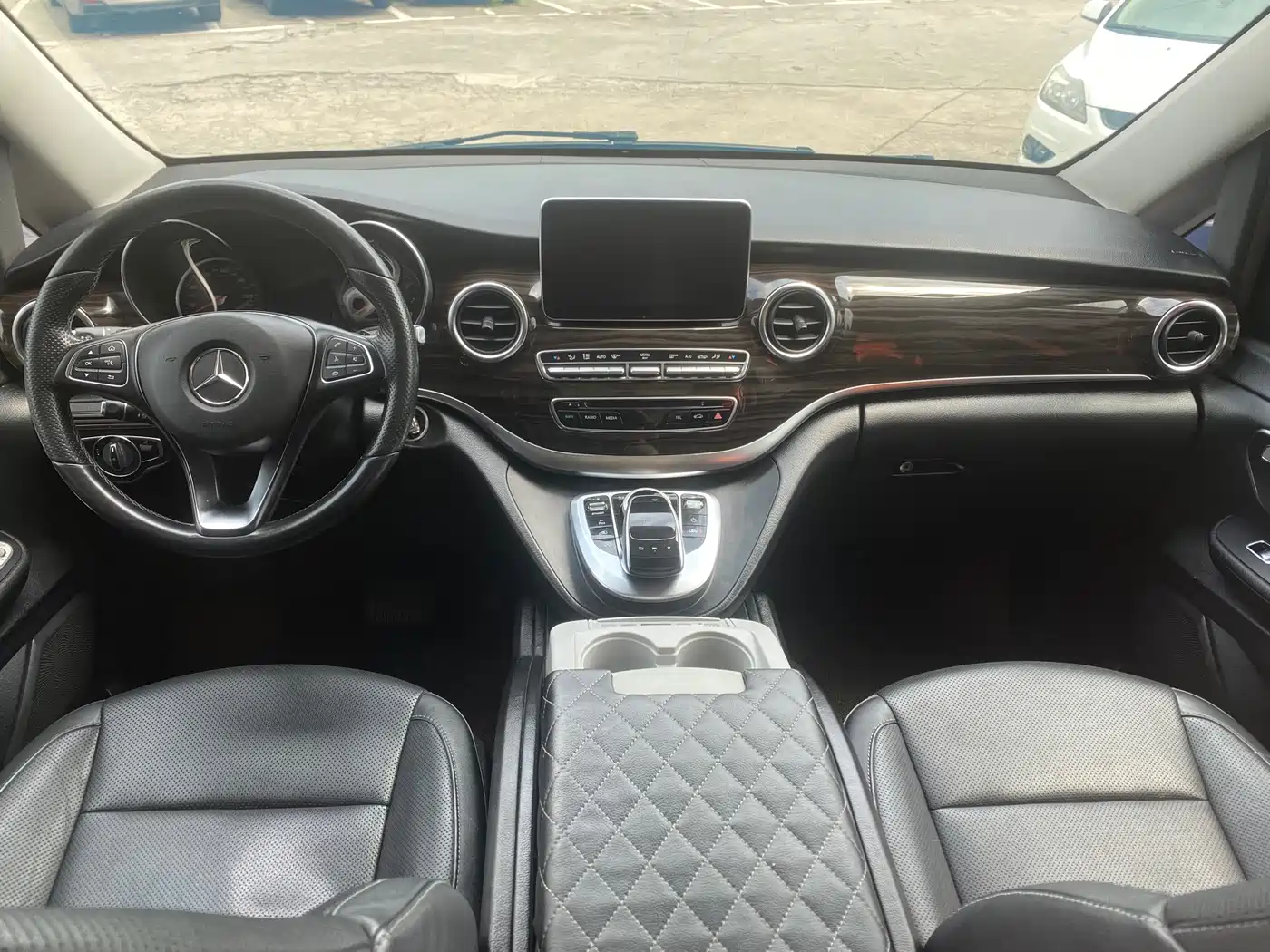 Mercedes-Benz V-Class 2018 V 260 Premium Edition China V фото 9