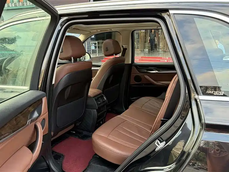 BMW X5 (Import) 2014 xDrive35i Leading фото 12