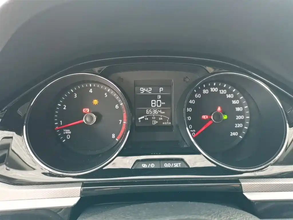 Volkswagen Bora 2018 1.5L Automatic Comfort фото 12