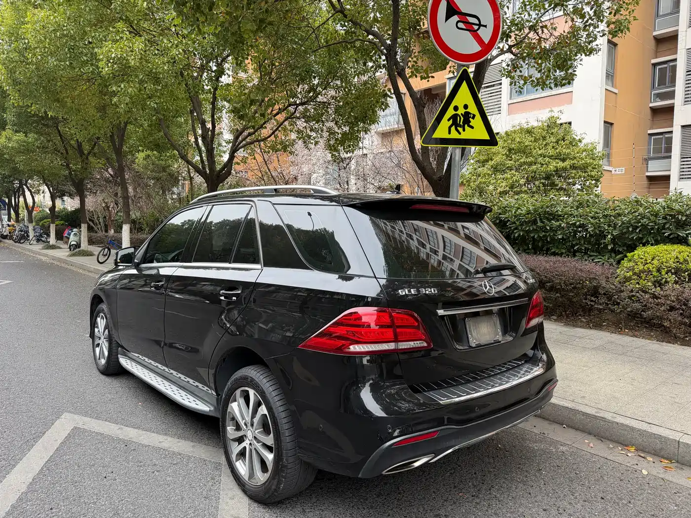 Mercedes-Benz GLE 2016 GLE 320 4MATIC Dynamic фото 6