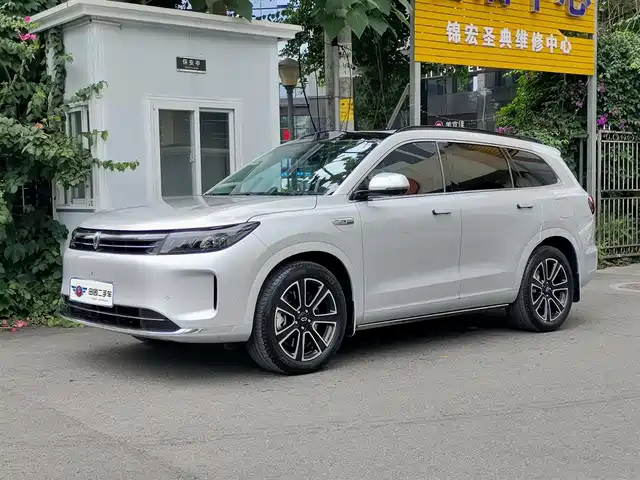 AITO Wenjie AITO M7 2024 1.5T Smart Drive RWD Ultra 5-seater