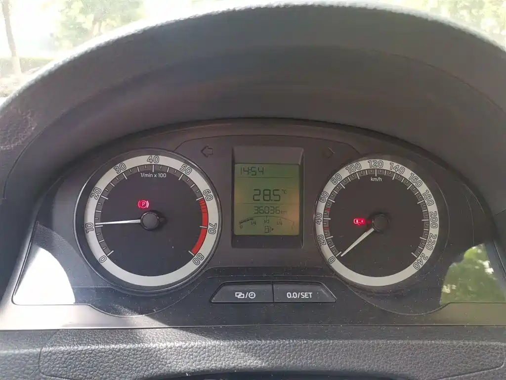 Škoda Rapid 2019 Facelift 1.5L Manual Standard Version China VI фото 8