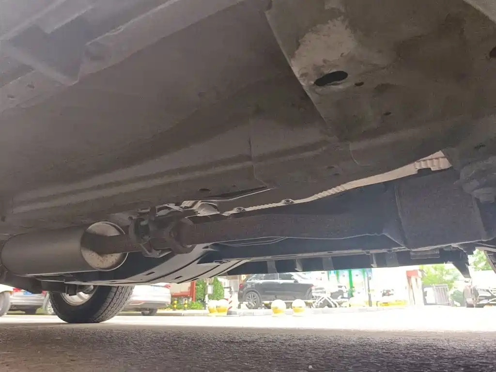 Haval M6 2021 PLUS 1.5T DCT Luxury Smart Connect фото 18