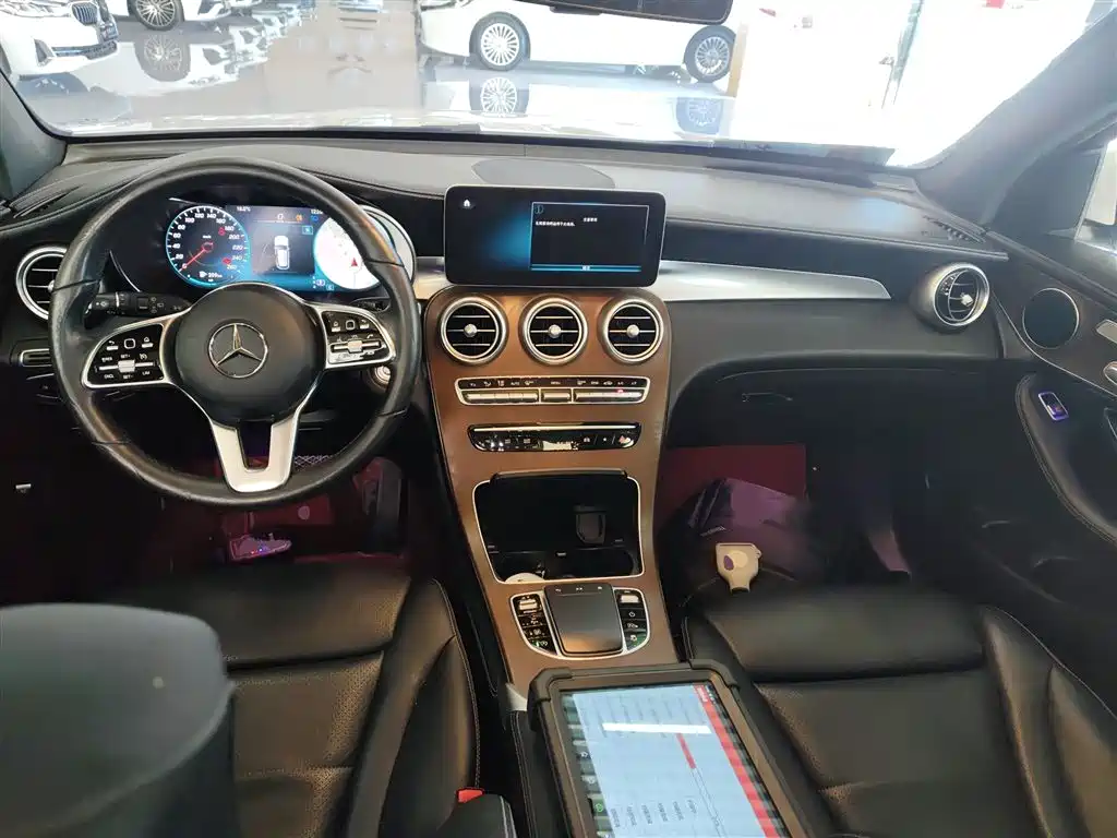 Mercedes-Benz GLC 2020 GLC 300 L 4MATIC Dynamic фото 12