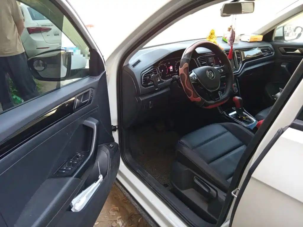 Volkswagen T-ROC 2020 280TSI DSG 2WD Comfort фото 14