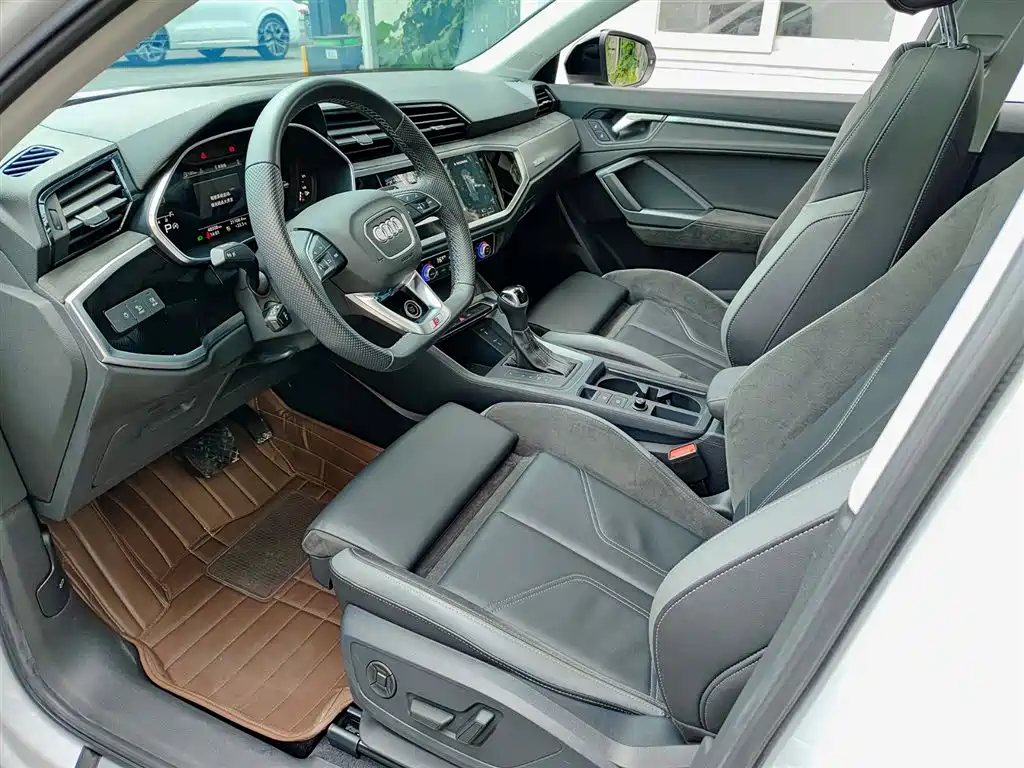 Audi Q3 Sportback 2022 40 TFSI Fashion фото 7