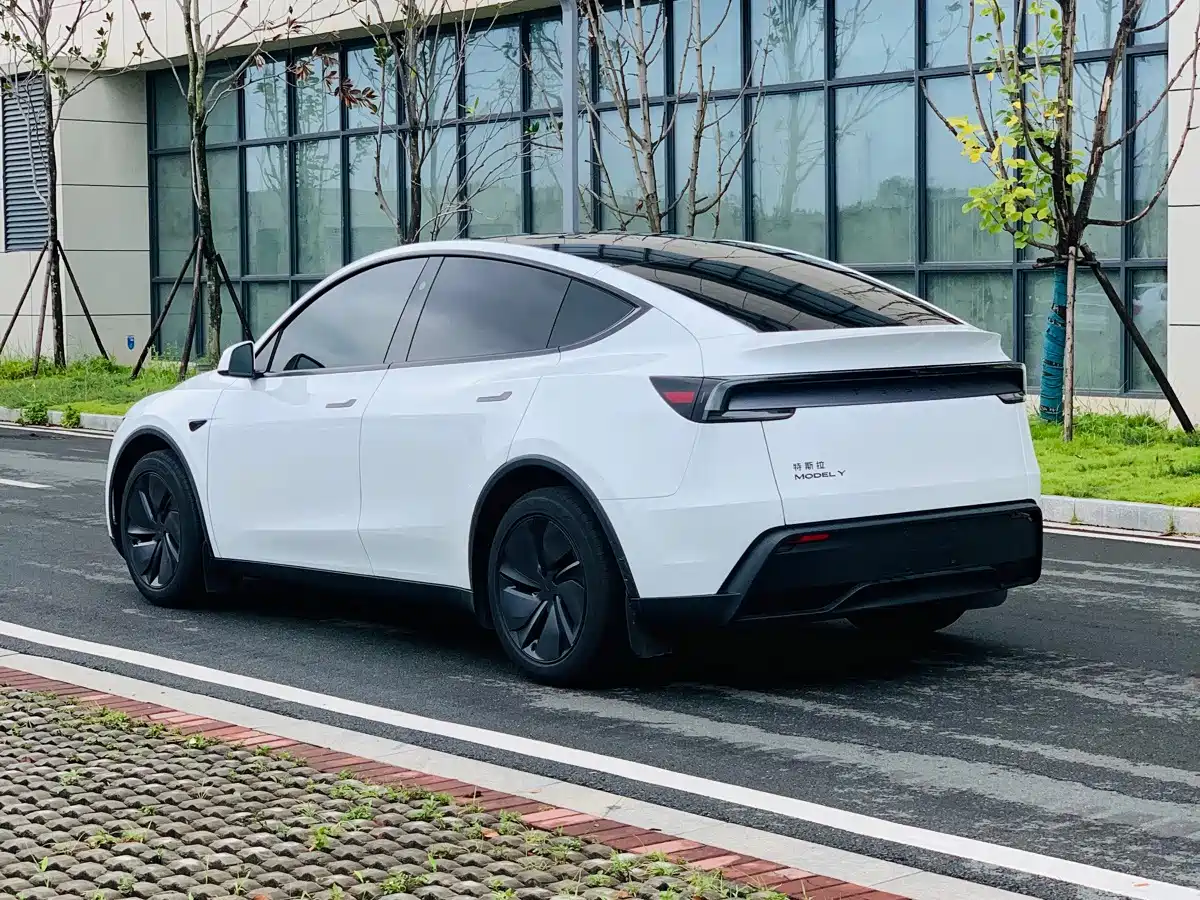 2026 Tesla Model Y