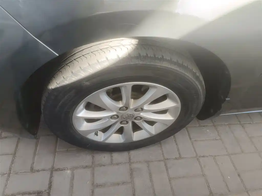 Buick GL8 2017 ES 28T Premium China V фото 24