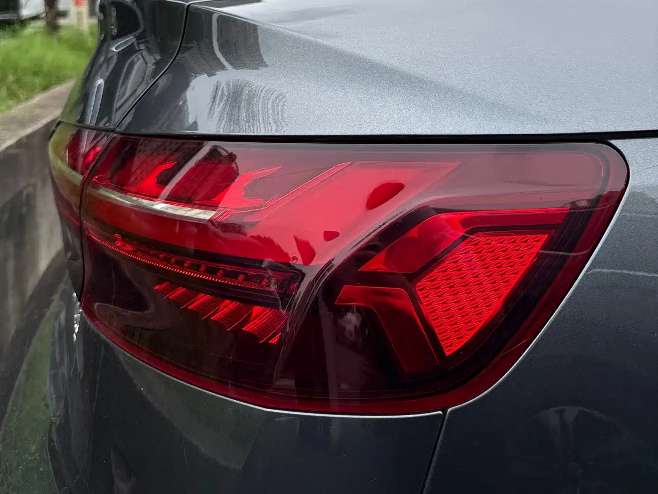 Audi A4L 2023 40 TFSI Luxury Sport фото 14
