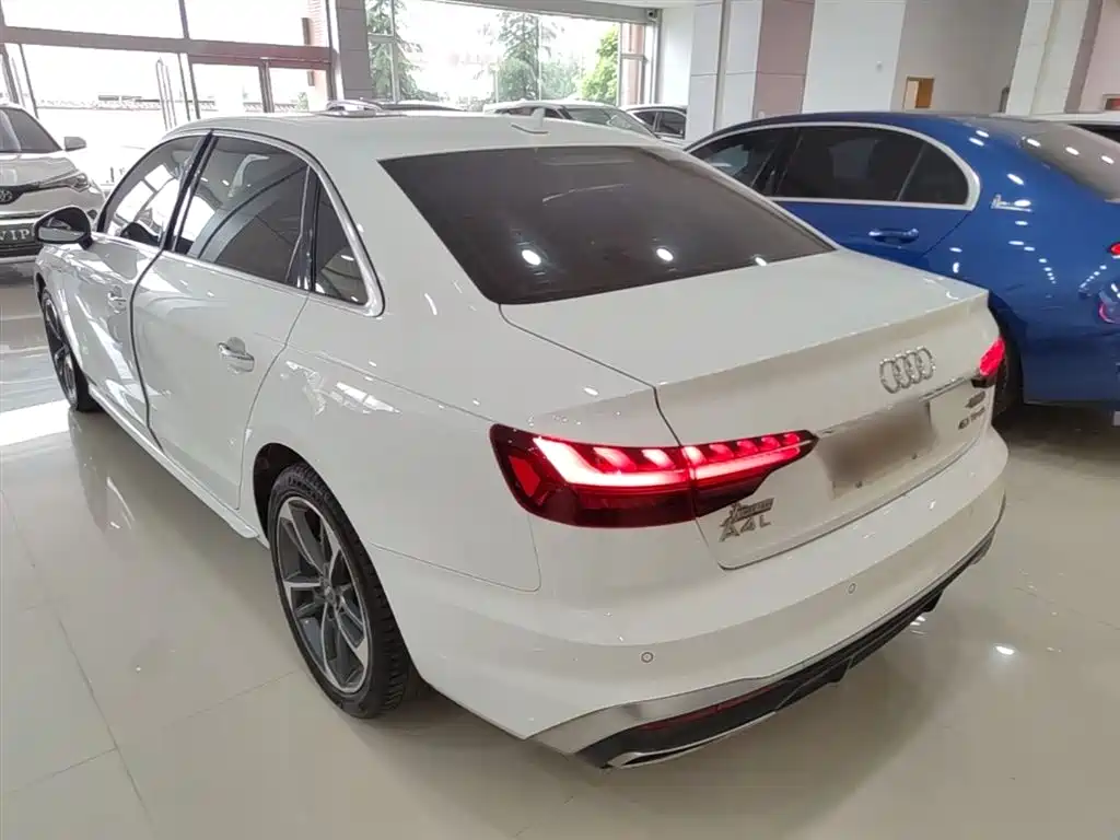 Audi A4L 2020 40 TFSI Fashion Dynamic Edition фото 23