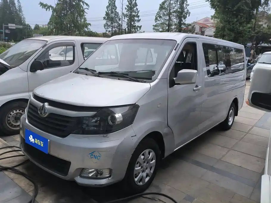 Changan Kaicheng Changan Ruixing M90 2017 2.0L Value Edition 7-seater hatchback 4G94S