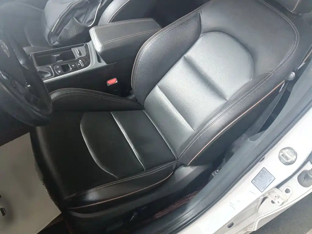 صورة 11 - Hyundai Sonata